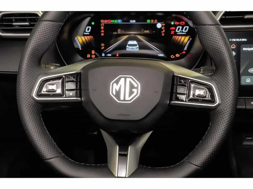 MG ZS 1.5 Comfort +ALLWETTER+CARPLAY+360°KAMERA+DAB 11/2025-photo-13