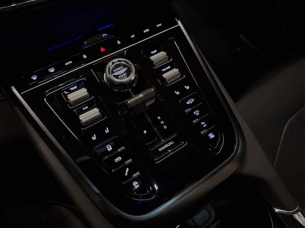 Aston Martin DBX 707 NEW INFOTAINMENT | Aston Martin Brussels 05/2026-photo-17