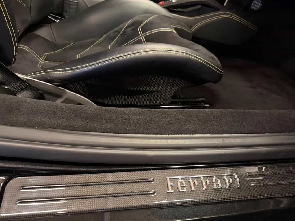 Ferrari 488 GTB Carbon Sitze Golddrake, Garantie bis 03/2028 03/2019-photo-21