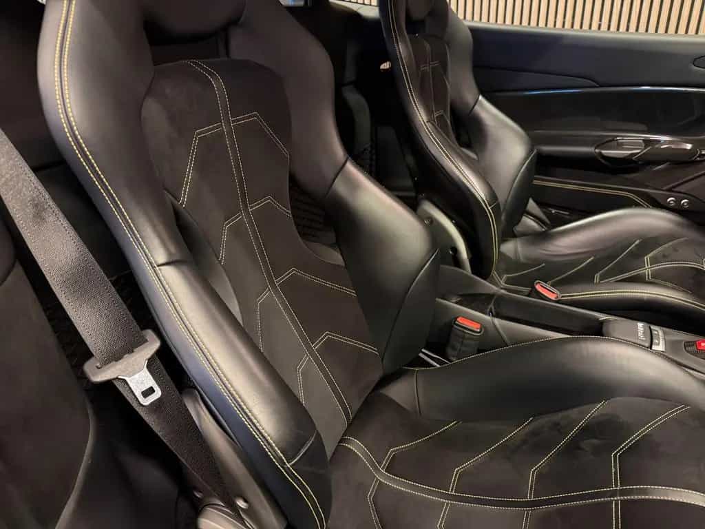 Ferrari 488 GTB Carbon Sitze Golddrake, Garantie bis 03/2028 03/2019-photo-22