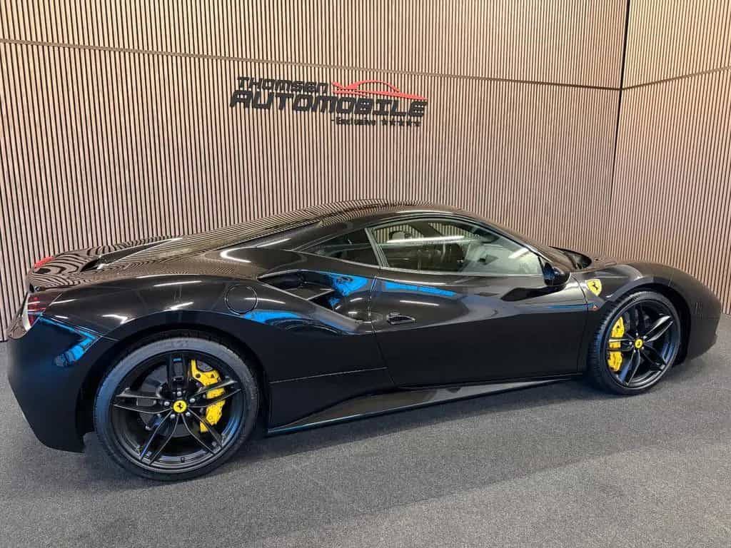 Ferrari 488 GTB Carbon Sitze Golddrake, Garantie bis 03/2028 03/2019-photo-8