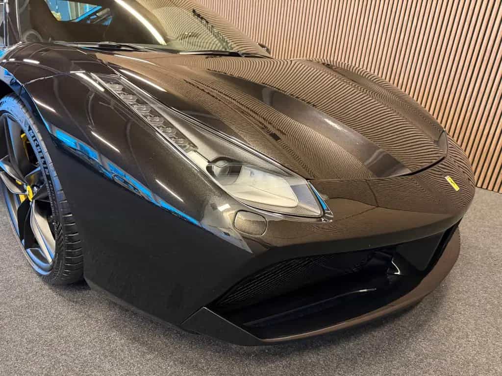 Ferrari 488 GTB Carbon Sitze Golddrake, Garantie bis 03/2028 03/2019-photo-9