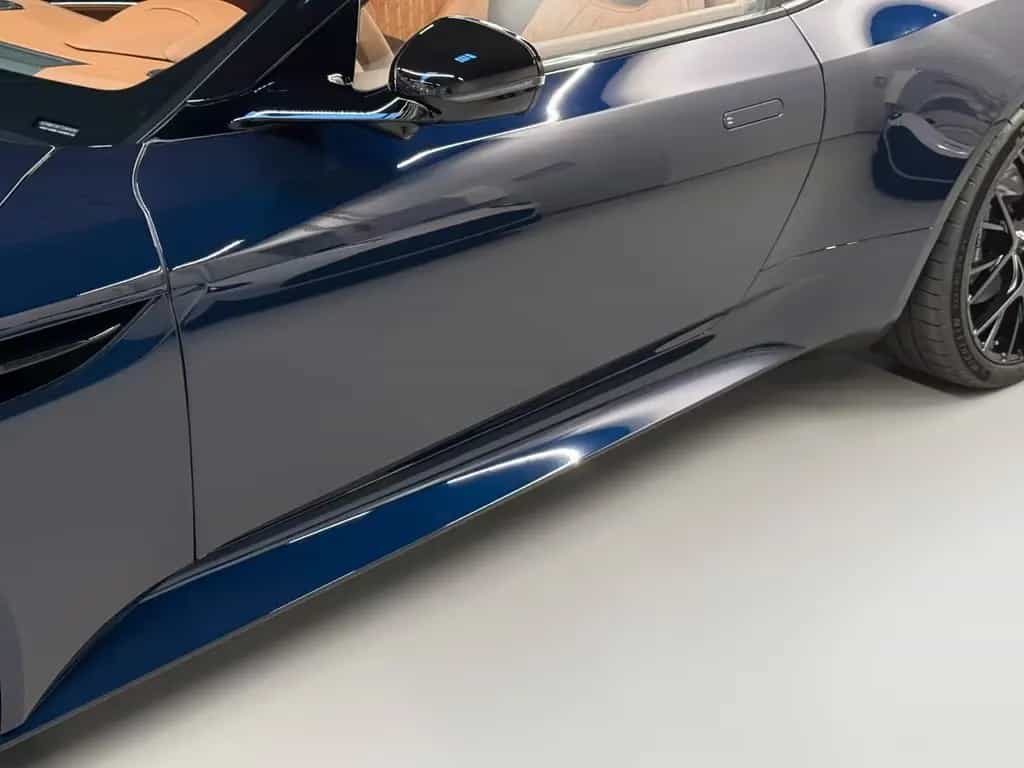 Aston Martin DB12 Volante | NEW 2026 MODELYEAR null-photo-13