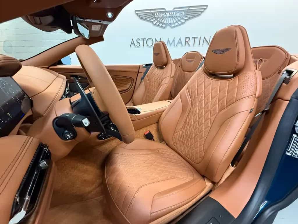 Aston Martin DB12 Volante | NEW 2026 MODELYEAR null-photo-21