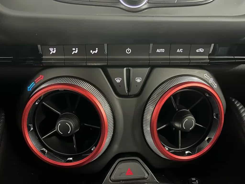 Chevrolet Camaro 3,6l V6 ZL1 1LE Optik/ AUT./ SZH/ AppleCa 03/2024-photo-19