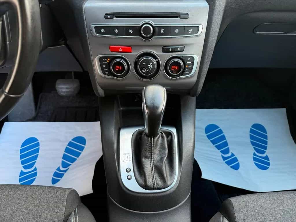 Citroën C4 PURETECH Selection 130 *START & STOP*PDC*KLIM 12/2016-photo-17