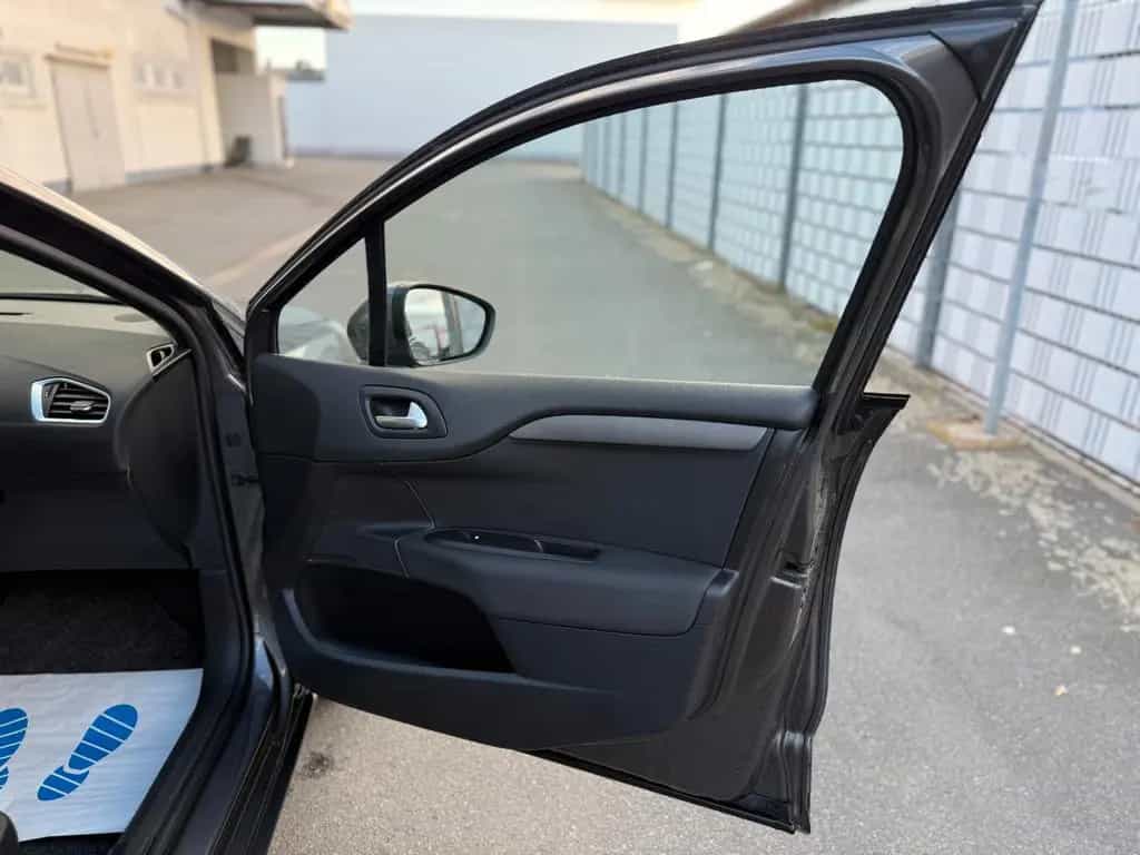 Citroën C4 PURETECH Selection 130 *START & STOP*PDC*KLIM 12/2016-photo-20