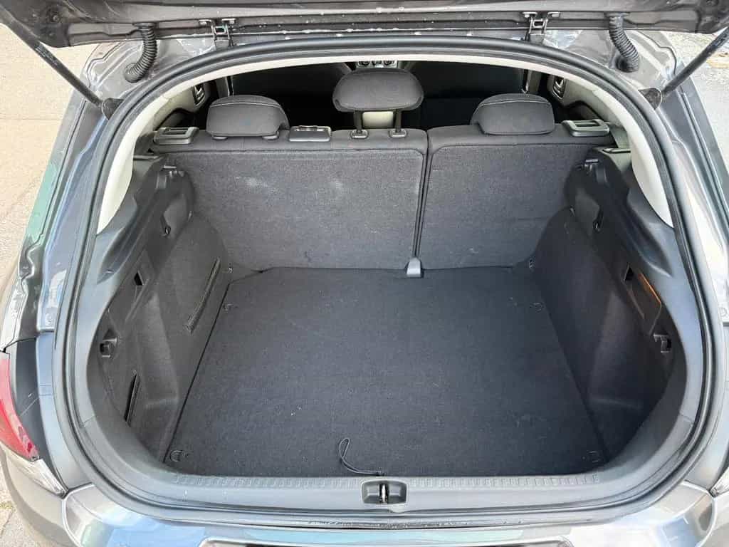 Citroën C4 PURETECH Selection 130 *START & STOP*PDC*KLIM 12/2016-photo-28
