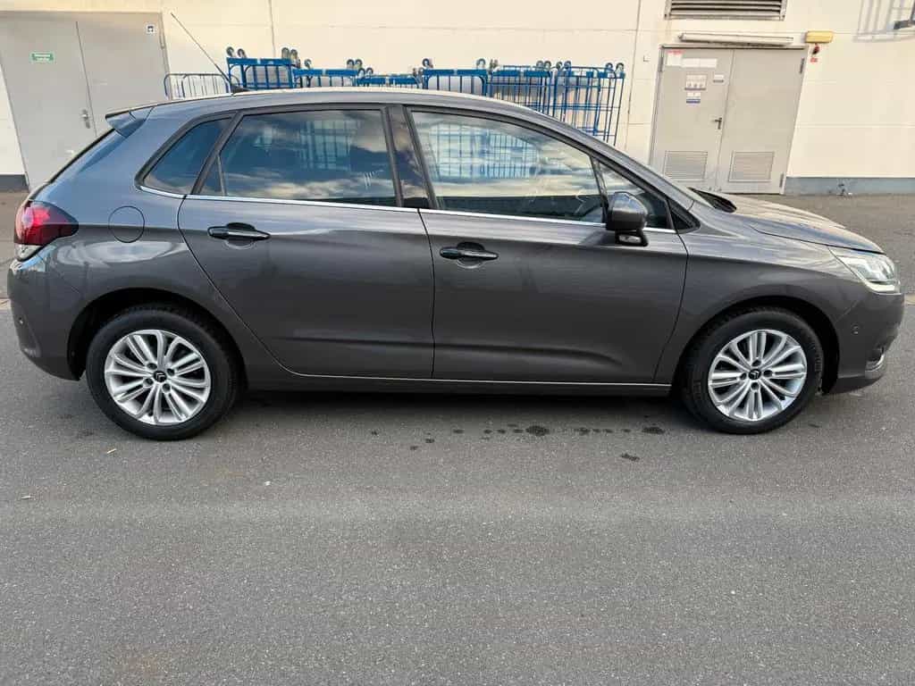 Citroën C4 PURETECH Selection 130 *START & STOP*PDC*KLIM 12/2016-photo-7