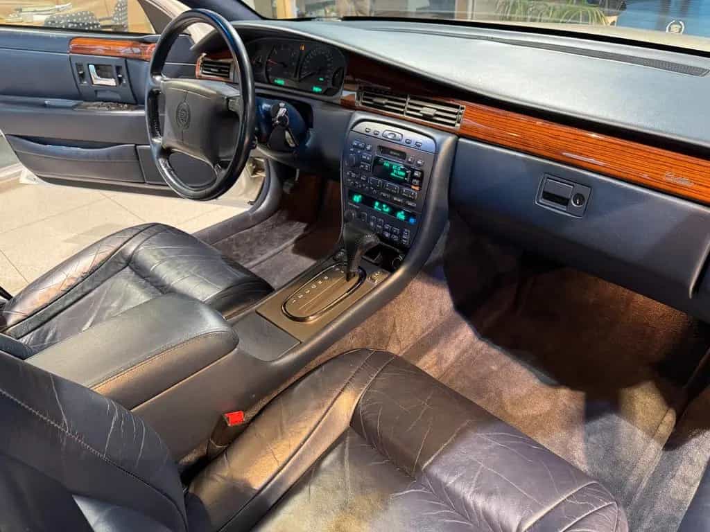 Cadillac Seville SLS V8 Northstar 32 V TÜV Neu 12/1996-photo-20