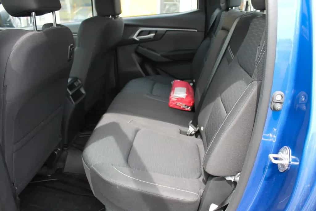 Isuzu D-Max Double Cab 4x4 LS / AHZV+Laderaumwanne 03/2025-photo-10