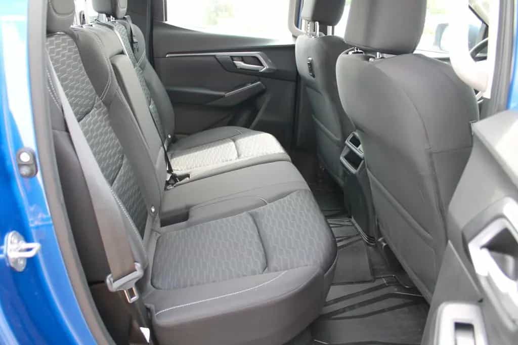 Isuzu D-Max Double Cab 4x4 LS / AHZV+Laderaumwanne 03/2025-photo-9