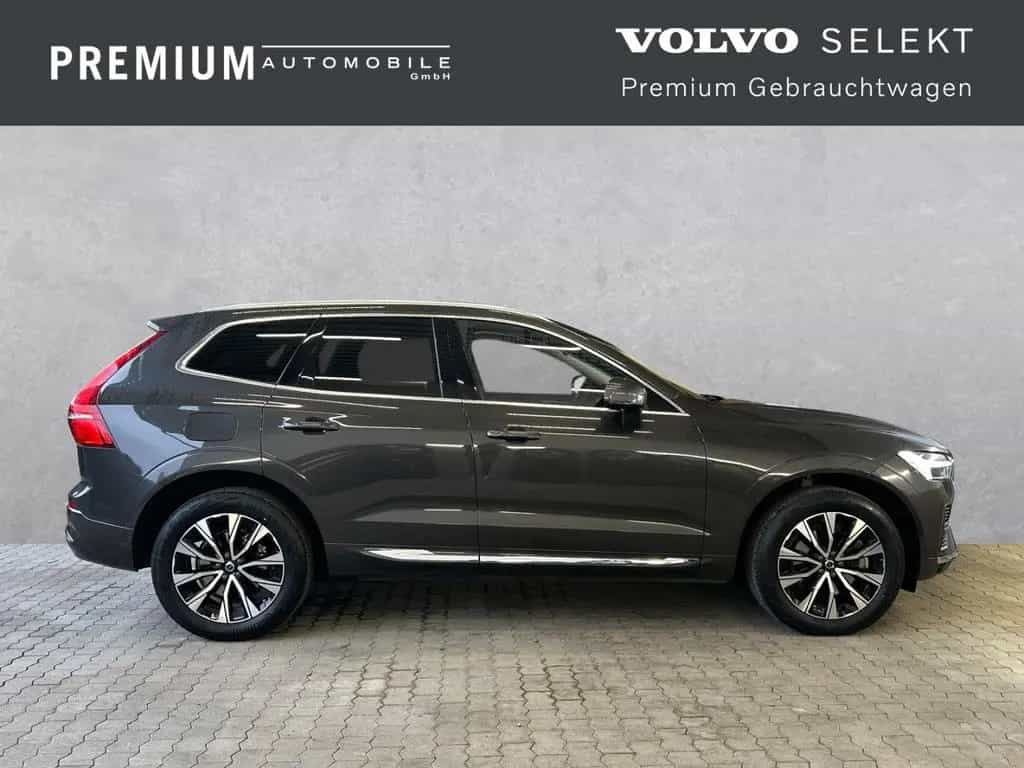 Volvo XC60 Plus Bright 2WD ACC City Safety 08/2022-photo-5