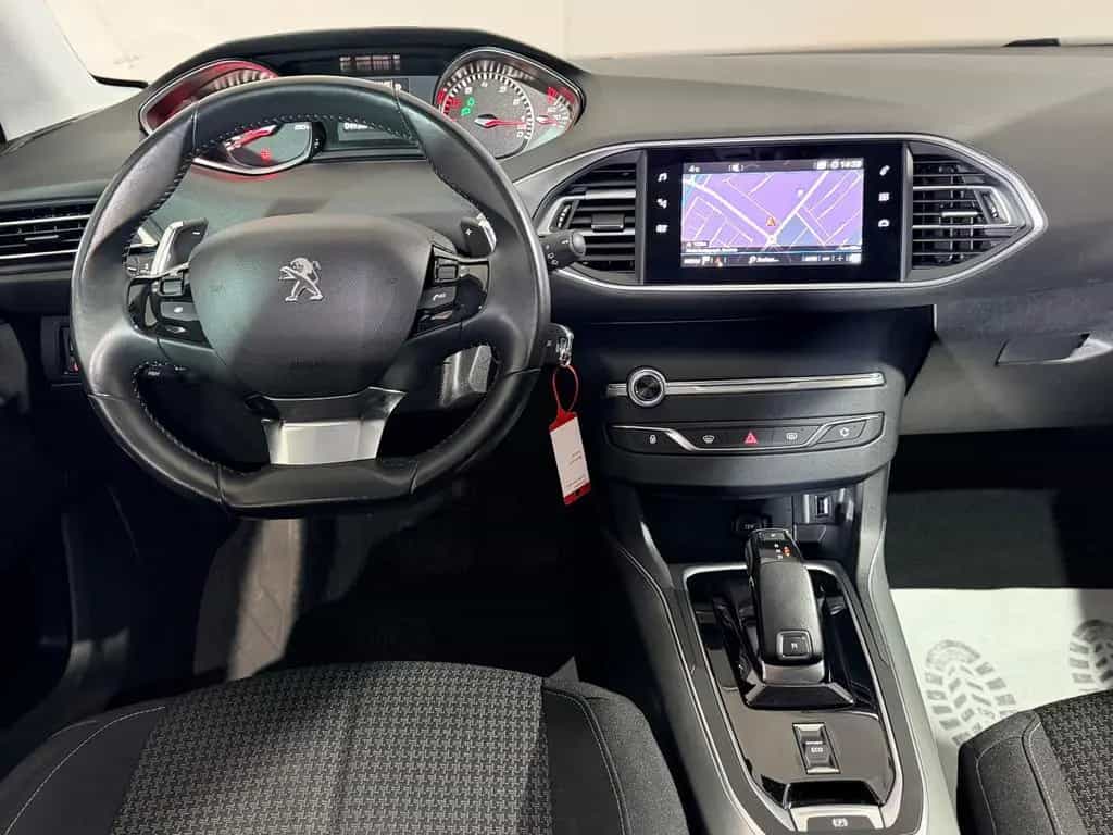 Peugeot 308 Active Pack Automatik Navi Einparkhilfe 10/2021-photo-12