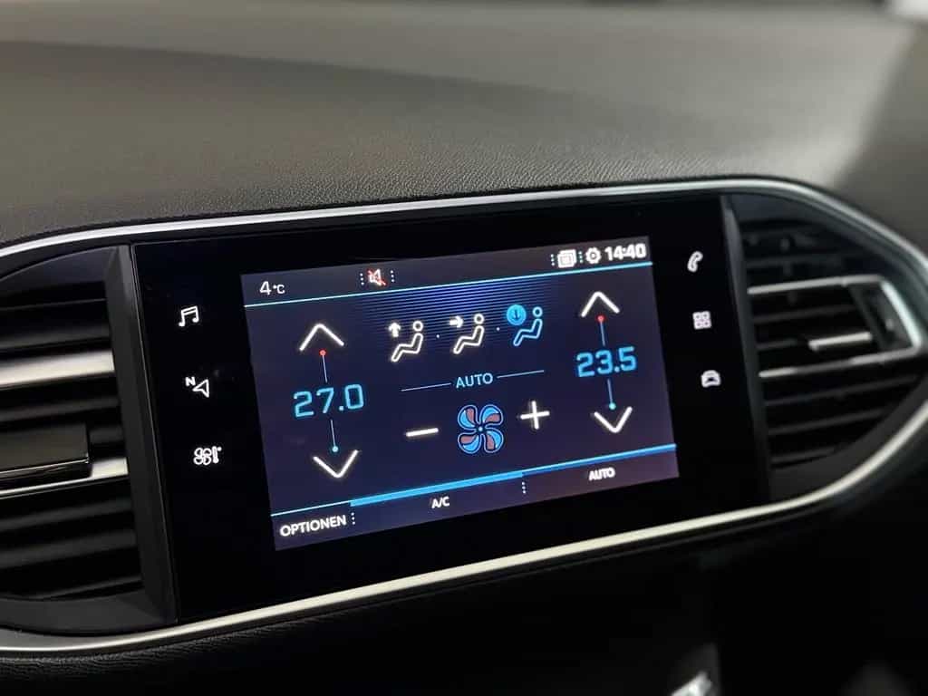 Peugeot 308 Active Pack Automatik Navi Einparkhilfe 10/2021-photo-20