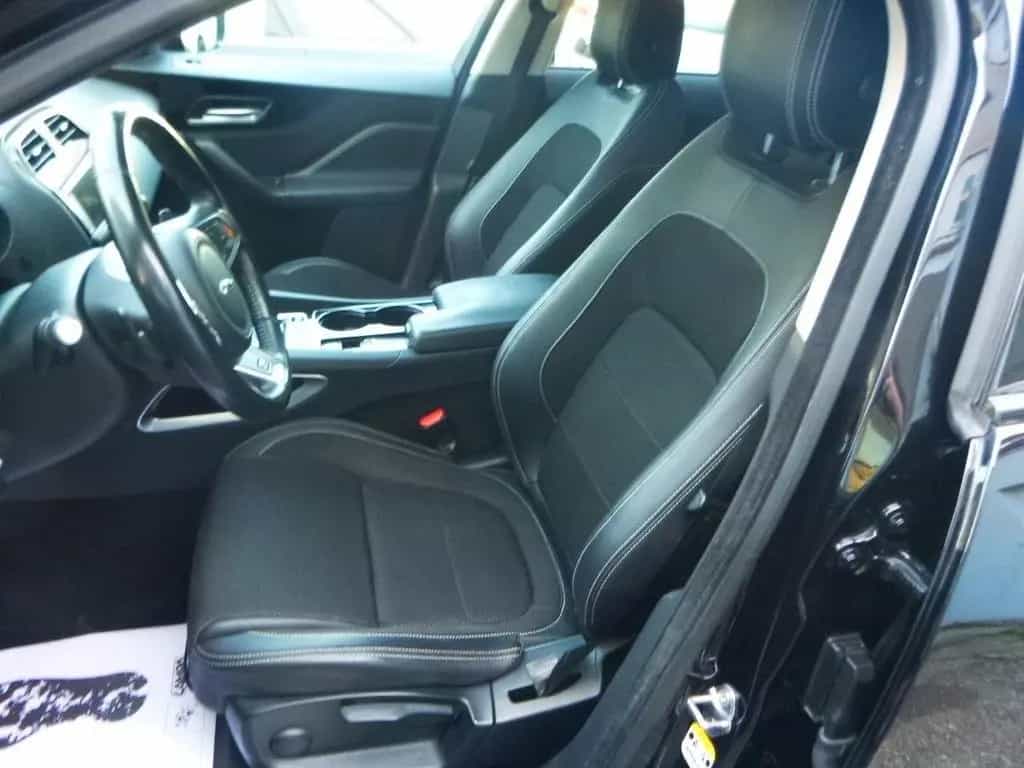 Jaguar F-Pace 2.0 D 180 CV AWD R-Sport 04/2017-photo-7