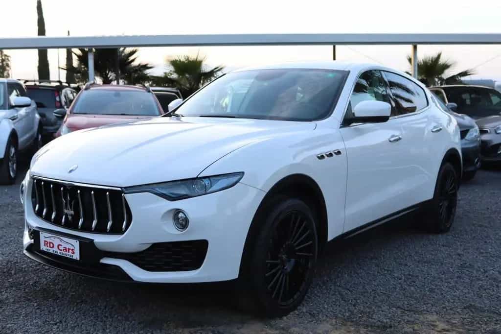 Maserati Levante V6 Diesel 275 CV AWD TETTUCCIO 01/2017-photo-2
