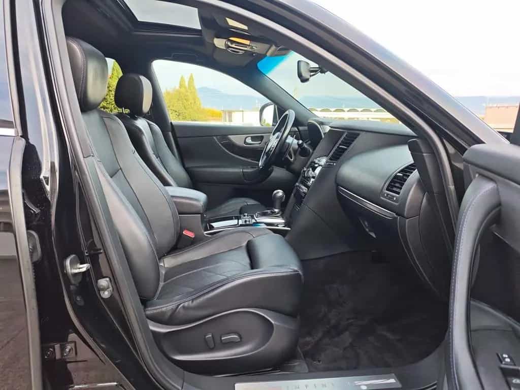 Infiniti QX70 3.0 diesel V6 AT S 03/2015-photo-12