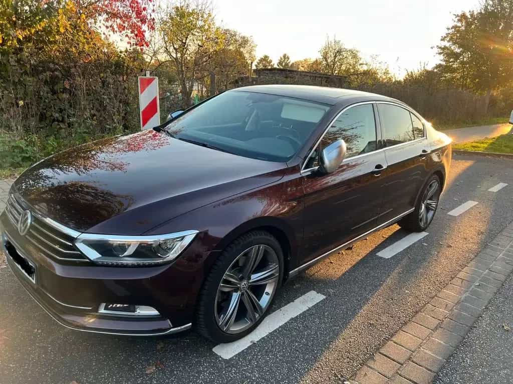 Volkswagen Passat 1.4 TSI ACT DSG Highline R-Line 01/2018-photo-2