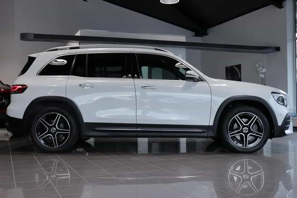 Mercedes-Benz GLB-Class 200 AMG-LINE *MULTIBEAM*ACC*AHK*BURMESTER* 04/2020-photo-8