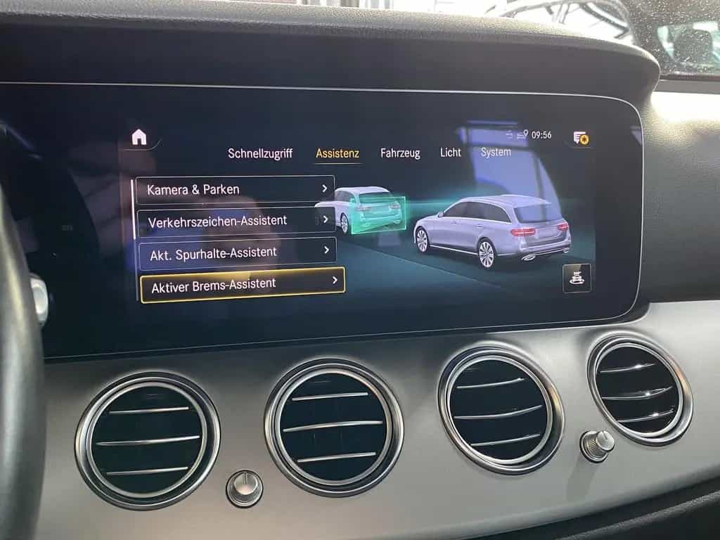 Mercedes-Benz E 300 *ACC*LED*Navi*R.Cam*SHZ*CarPlay 05/2021-photo-23