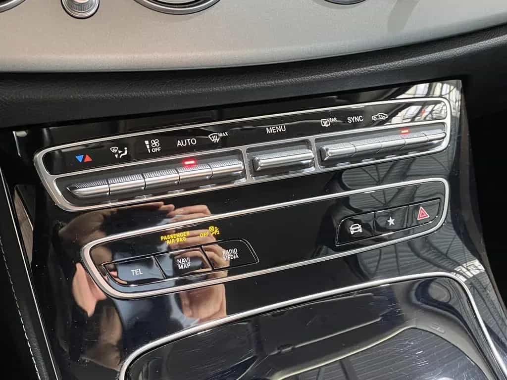 Mercedes-Benz E 300 *ACC*LED*Navi*R.Cam*SHZ*CarPlay 05/2021-photo-26
