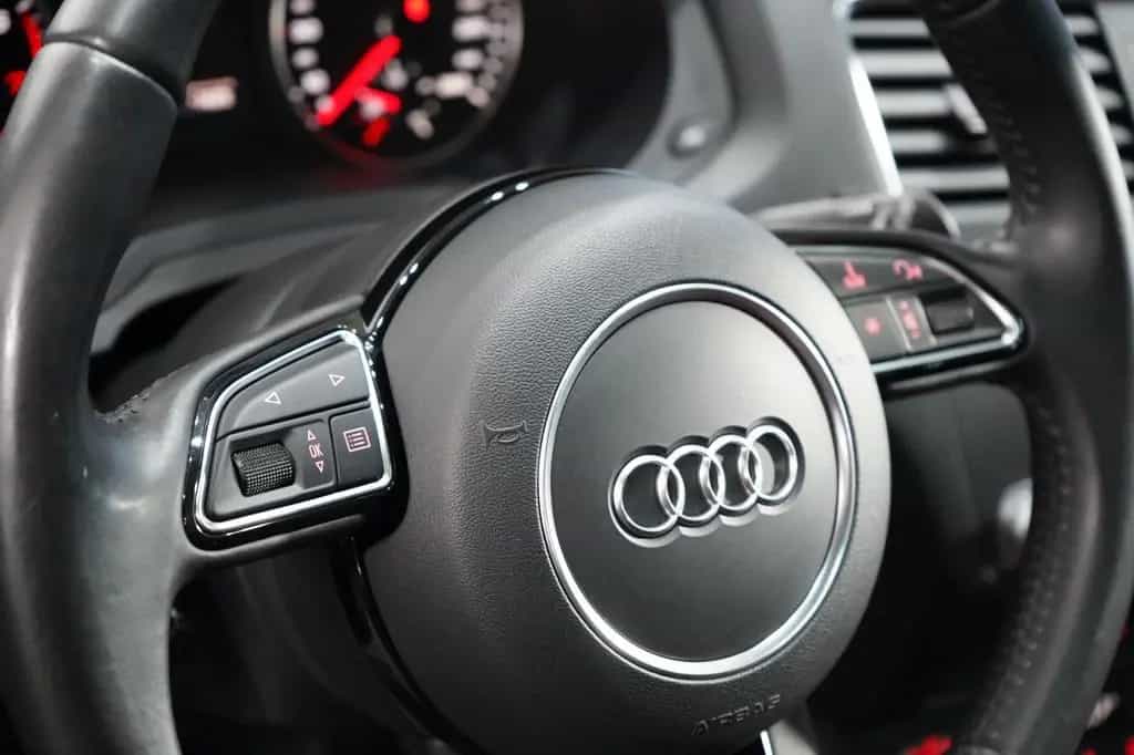 Audi Q3 2.0 TFSI quattro S line*Pano*Keyless*Bose* 12/2012-photo-12