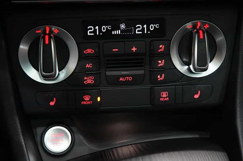 Audi Q3 2.0 TFSI quattro S line*Pano*Keyless*Bose* 12/2012-photo-35