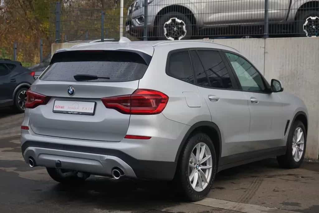 BMW X3 xDrive 30d LED Navi AHK Tempomat Sitzheizung 01/2020-photo-4