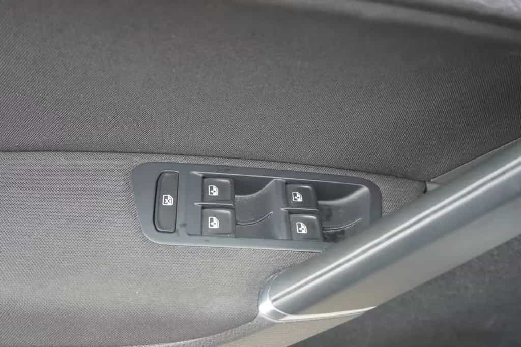 Volkswagen Golf VII Variant 1.5 TSI VC LED ACC AHK Dynaudio 10/2017-photo-21