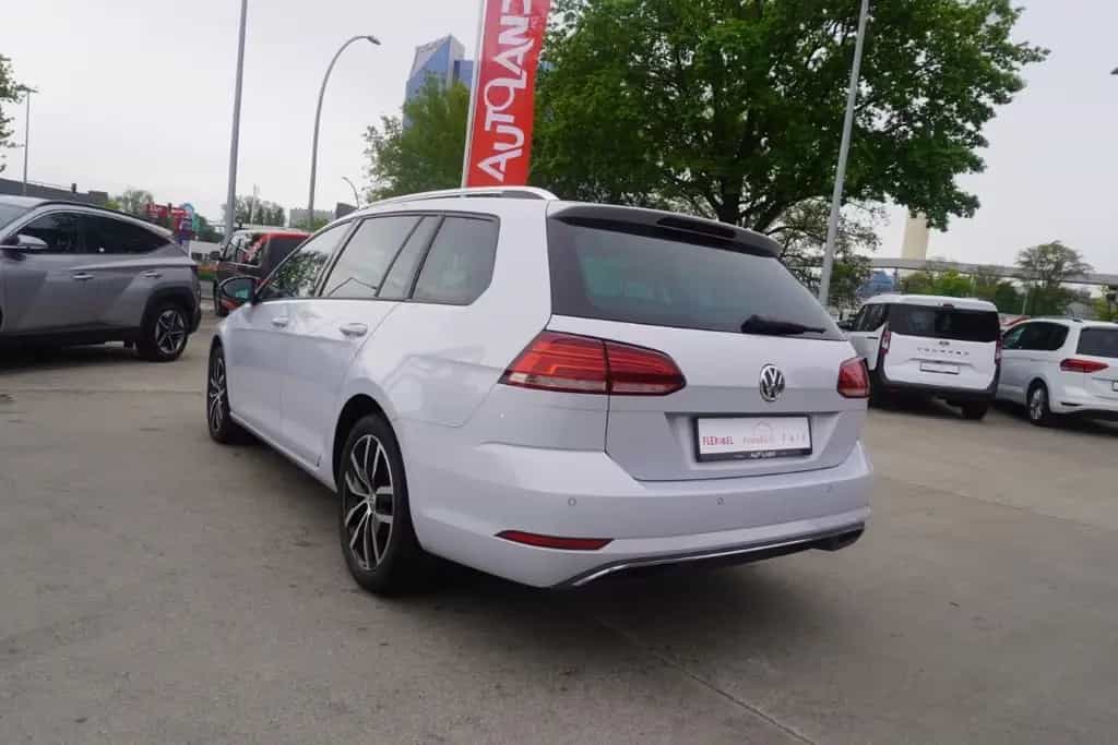 Volkswagen Golf VII Variant 1.5 TSI VC LED ACC AHK Dynaudio 10/2017-photo-3