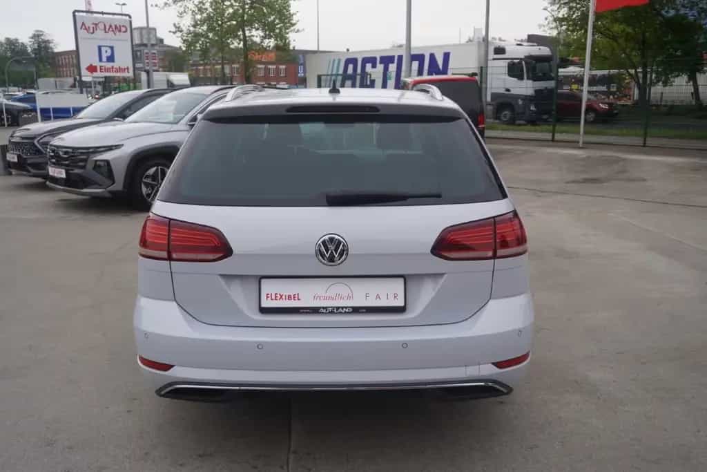 Volkswagen Golf VII Variant 1.5 TSI VC LED ACC AHK Dynaudio 10/2017-photo-4