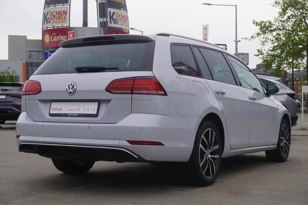Volkswagen Golf VII Variant 1.5 TSI VC LED ACC AHK Dynaudio 10/2017-photo-5