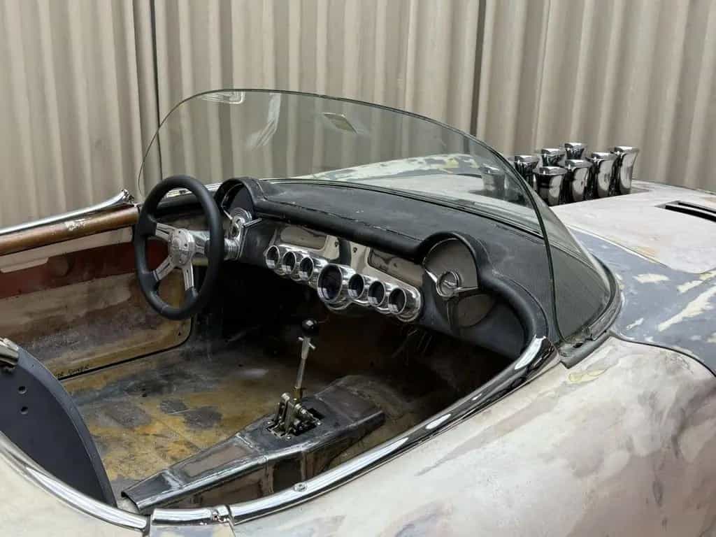 Chevrolet Corvette C1 524Ci Monster (7,5L) / 1955 Restomod 07/1955-photo-40