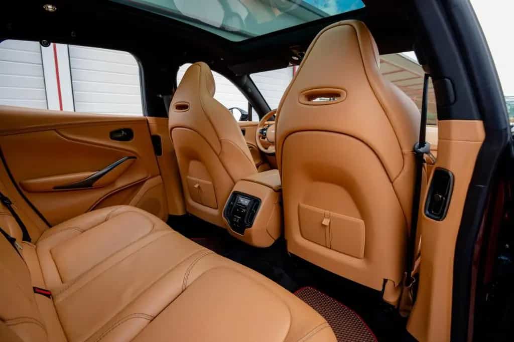 Aston Martin DBX 4.0 V8 12/2021-photo-11