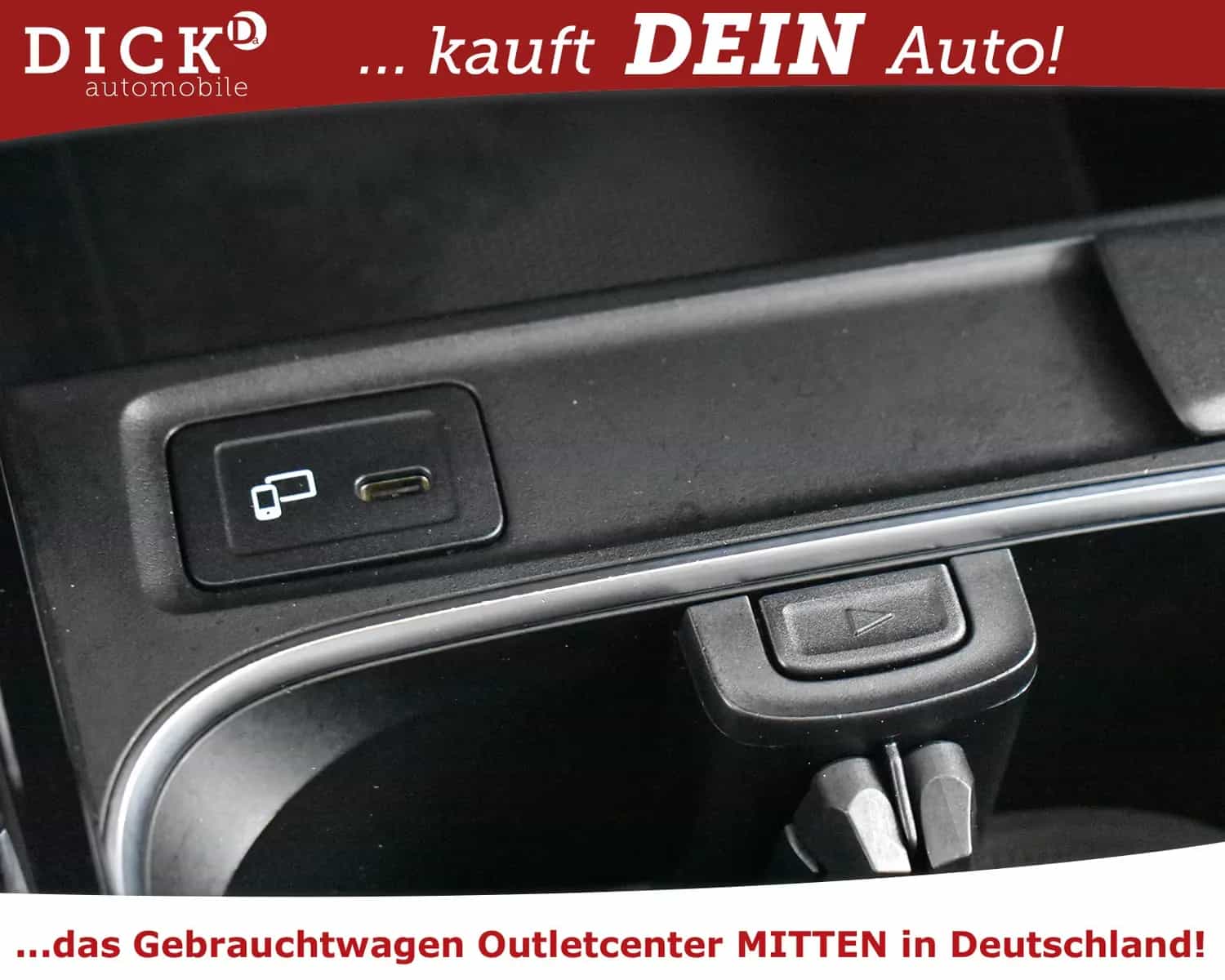 Mercedes-Benz GLA-Class 220 12/2021-photo-26