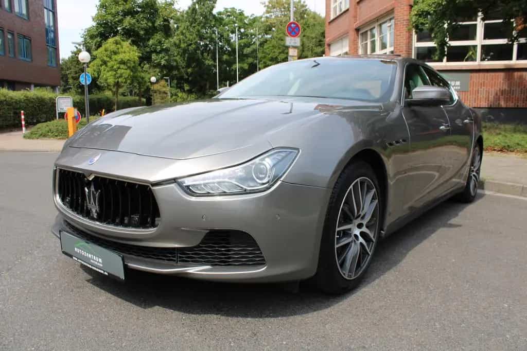 Maserati Ghibli S V6 Keyless/ACC/Schiebedach/Totwinkel 06/2020-photo-1