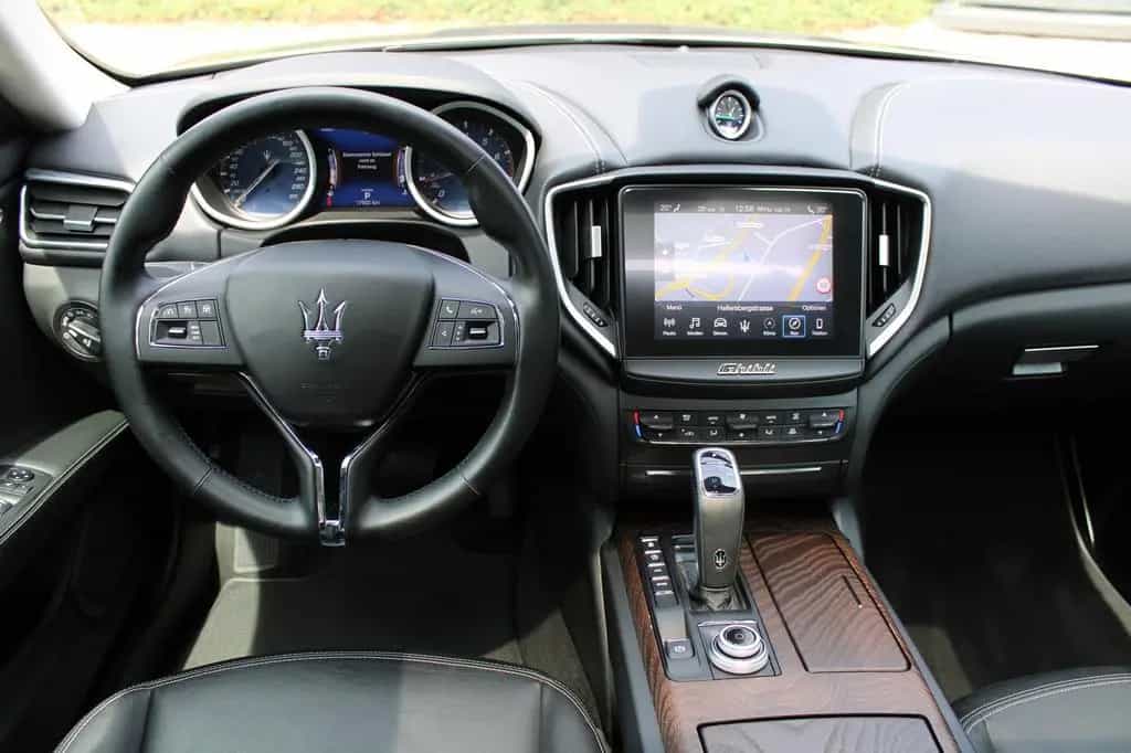 Maserati Ghibli S V6 Keyless/ACC/Schiebedach/Totwinkel 06/2020-photo-7