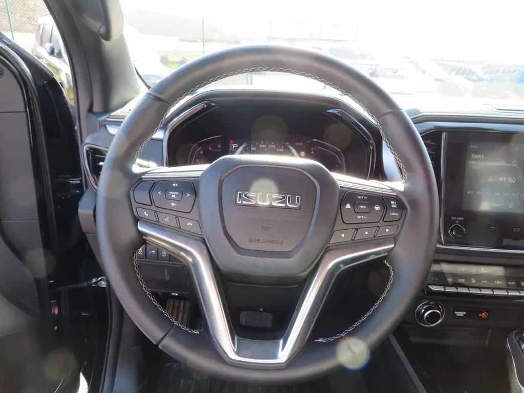 Isuzu D-Max DoKa Face-Lift,AHK geflanscht,Lader.-Wanne 10/2025-photo-14