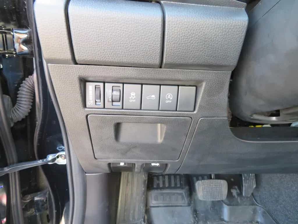 Isuzu D-Max DoKa Face-Lift,AHK geflanscht,Lader.-Wanne 10/2025-photo-15