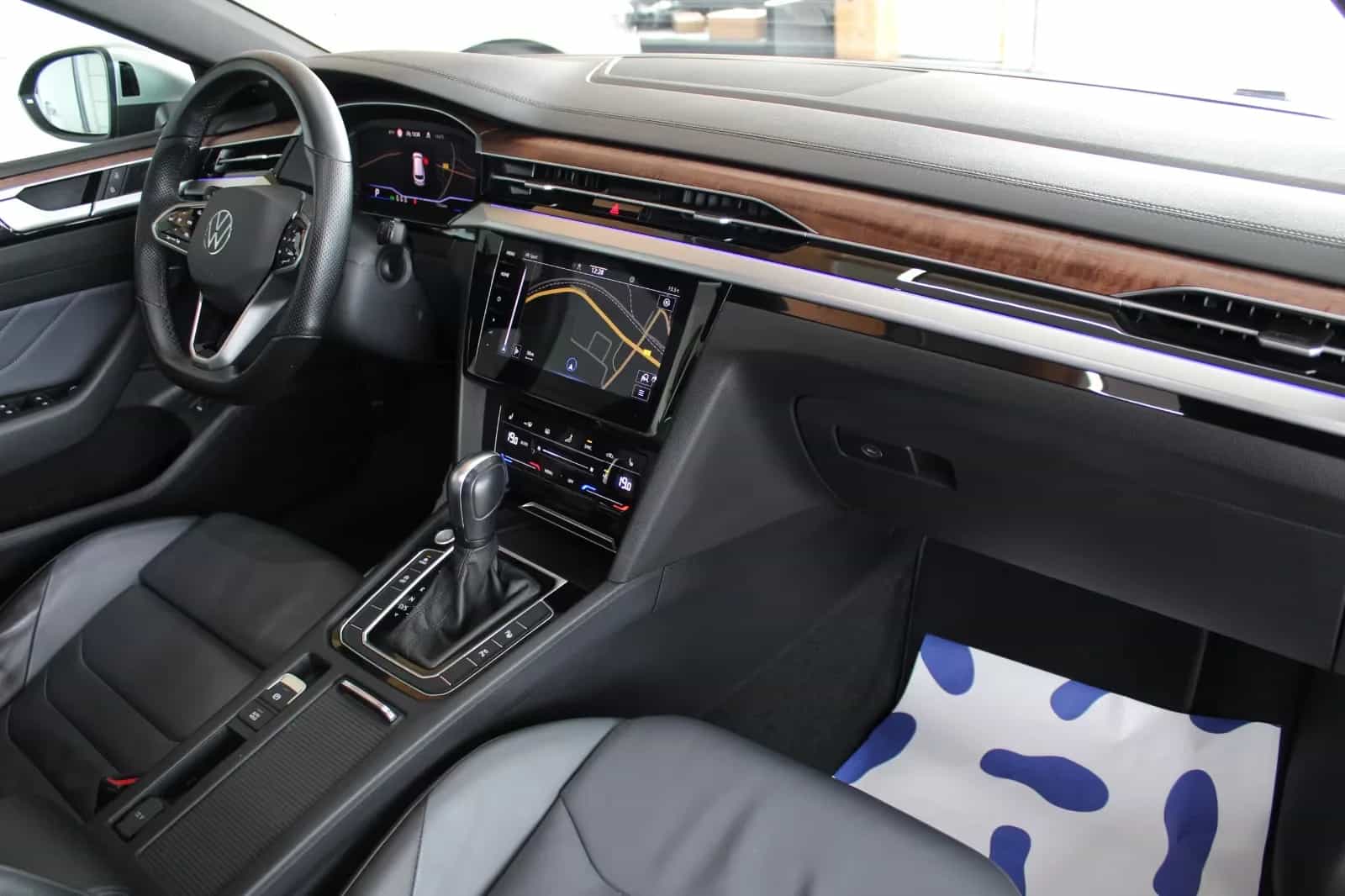 Volkswagen Arteon 02/2022-photo-11