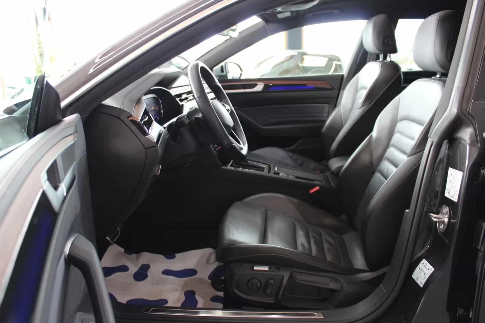 Volkswagen Arteon 02/2022-photo-7