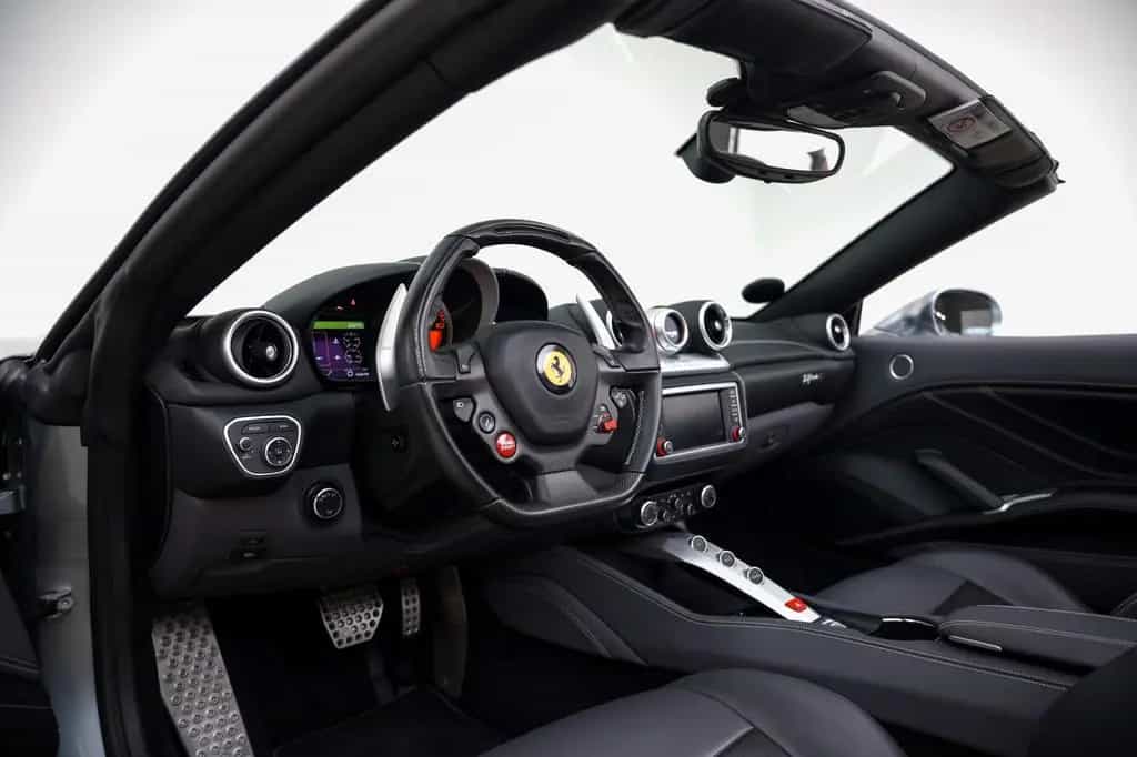 Ferrari California 3.9 V8 T 4-Sitzer - Handling Speciale 03/2017-photo-13