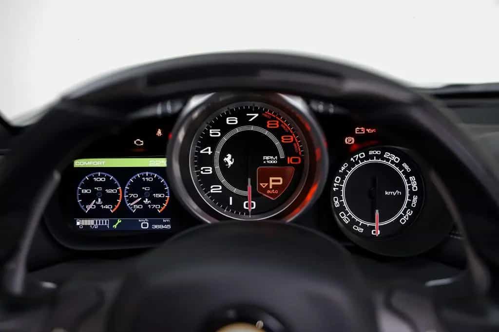 Ferrari California 3.9 V8 T 4-Sitzer - Handling Speciale 03/2017-photo-15