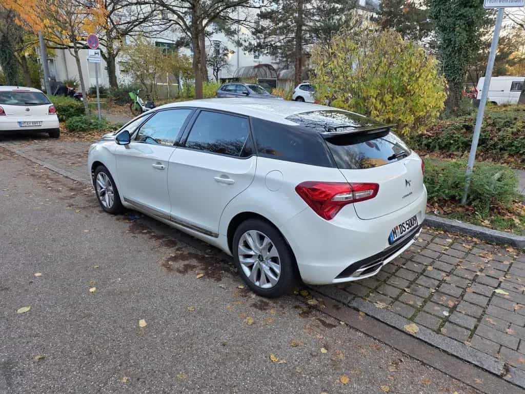 DS Automobiles DS5 THP 155 Chic Autom. 02/2013-photo-2