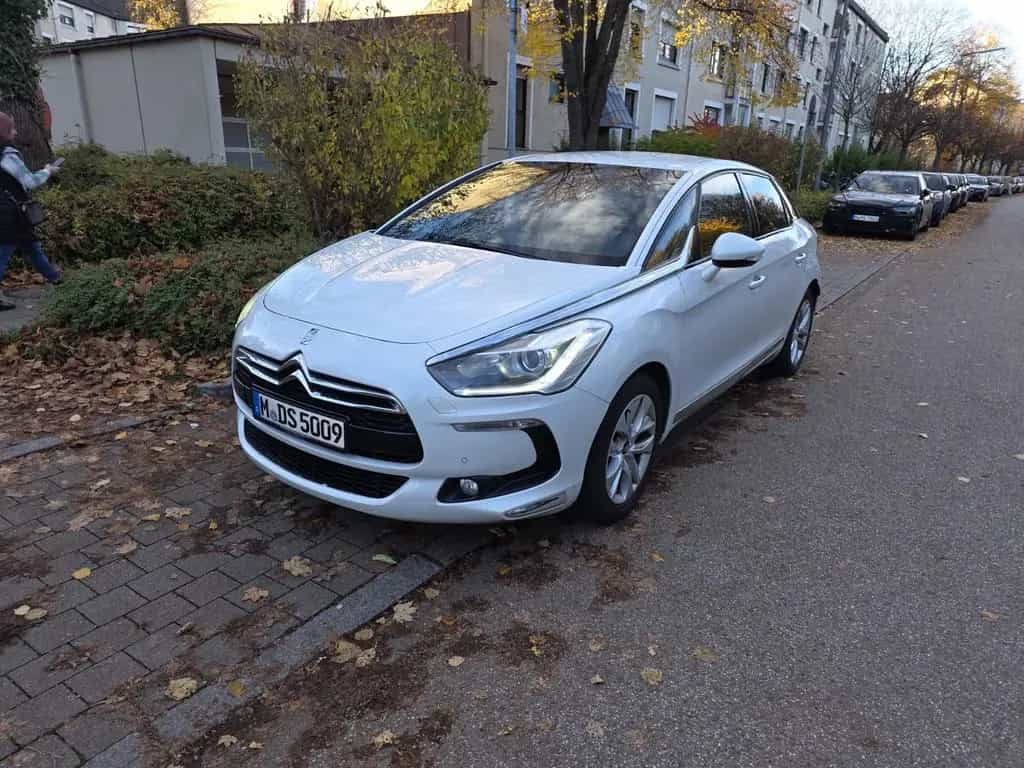DS Automobiles DS5 THP 155 Chic Autom. 02/2013-photo-6