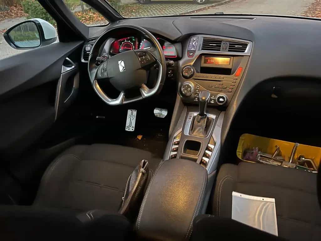DS Automobiles DS5 THP 155 Chic Autom. 02/2013-photo-7