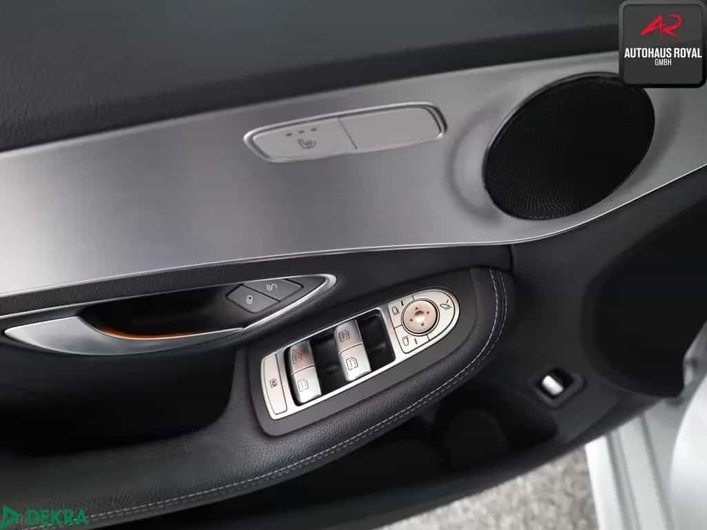 Mercedes-Benz C 300 AMG AIRMATIC HUD,360GRAD,COMAND,DISTRO,AHK 07/2017-photo-13