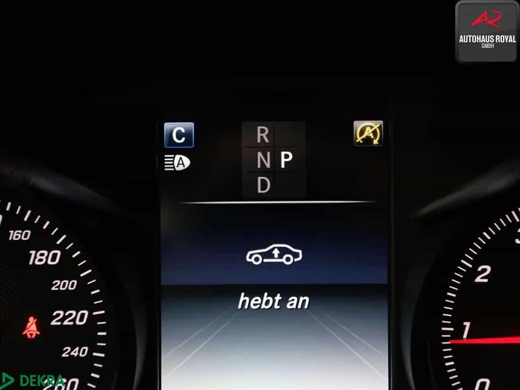 Mercedes-Benz C 300 AMG AIRMATIC HUD,360GRAD,COMAND,DISTRO,AHK 07/2017-photo-20