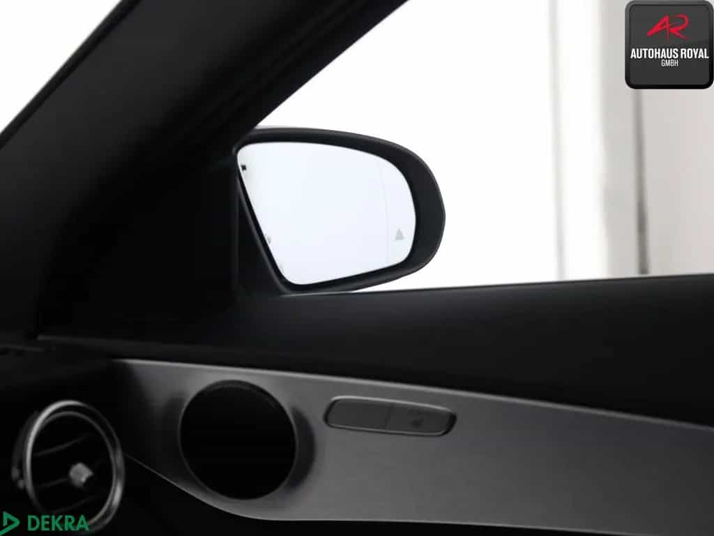 Mercedes-Benz C 300 AMG AIRMATIC HUD,360GRAD,COMAND,DISTRO,AHK 07/2017-photo-24